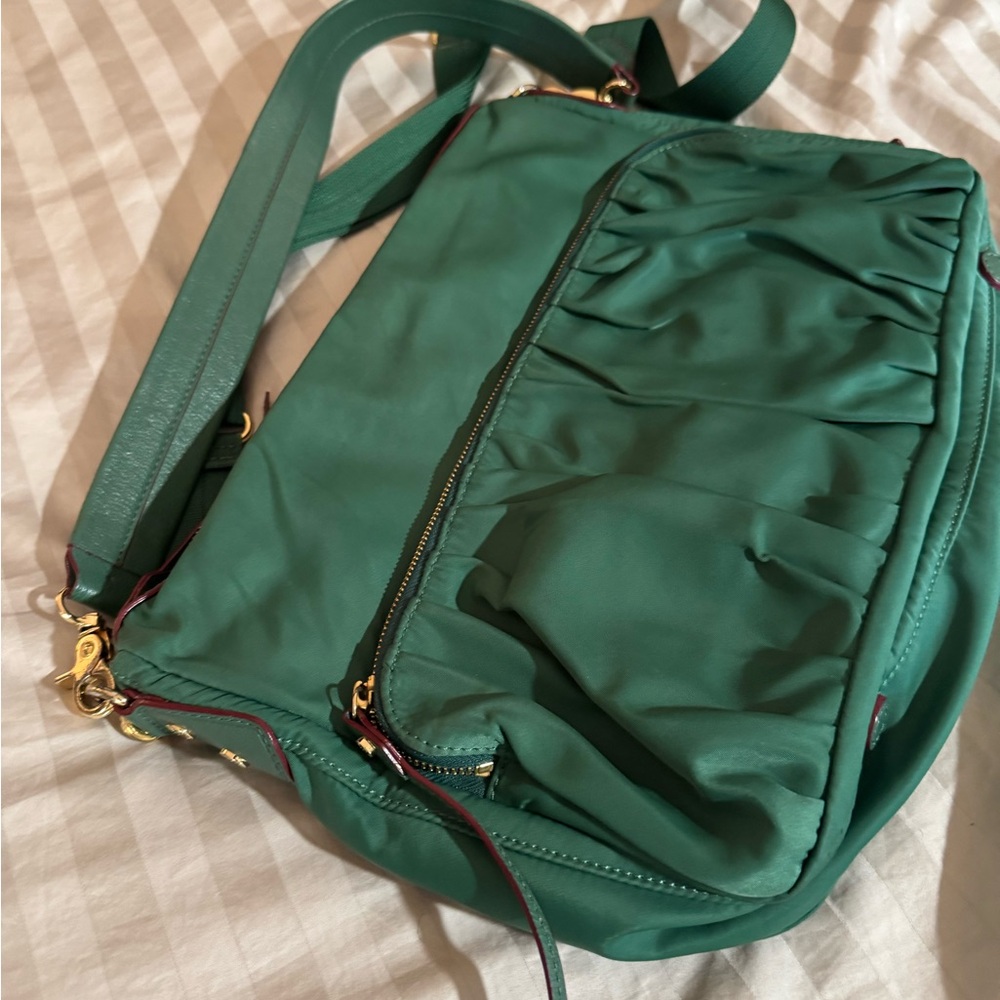 MZ Wallace Emerald Green Shoulder Bag, Large Hayley Bag.   Crossbody or shoulder - Picture 4 of 10